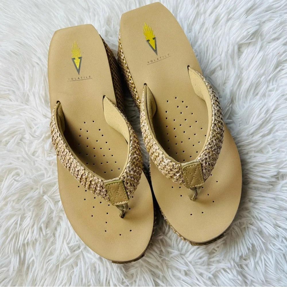Volatile Tan Platform Shoes Comfortable Slip-On size 10